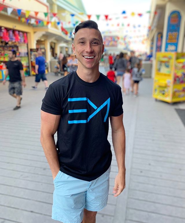 Derek Raphael Finance Major to Starting up His Own Marketing Agency - Rowan Blog