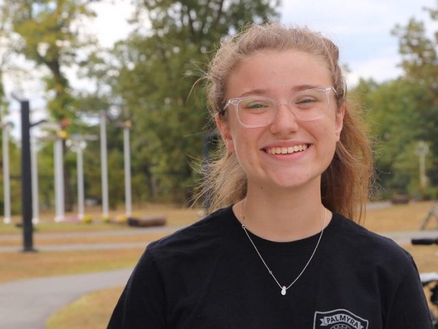 Freshman Kelly Kirk photographed outside Holly Pointe Commons