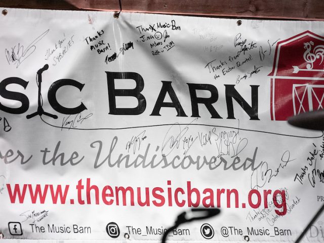 Sign for The Music Barn.