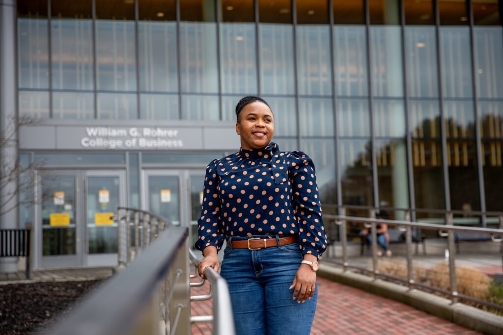 Student pursuing an online data analytics degree at Rowan University’s Rohrer College of Business.